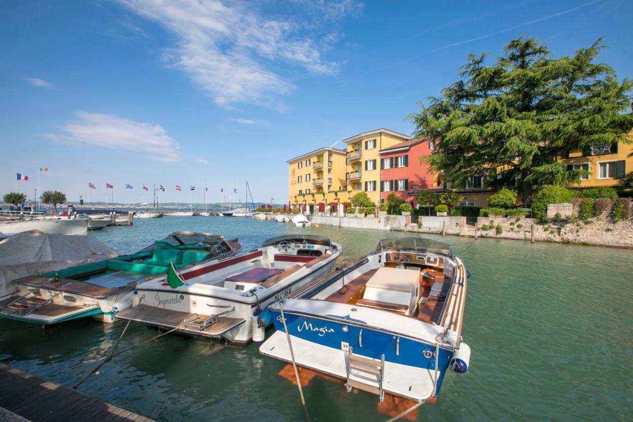 Villa Fiorita Apartments - Happy Rentals Sirmione Zewnętrze zdjęcie
