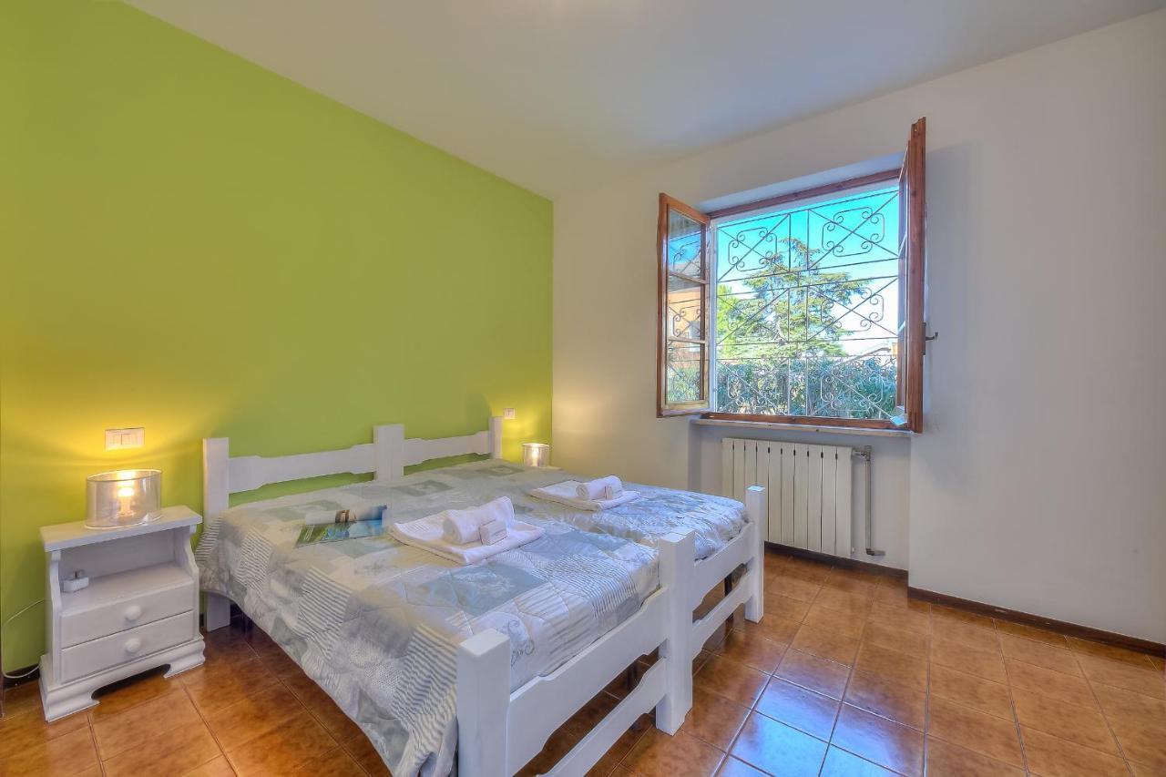 Villa Fiorita Apartments - Happy Rentals Sirmione Zewnętrze zdjęcie