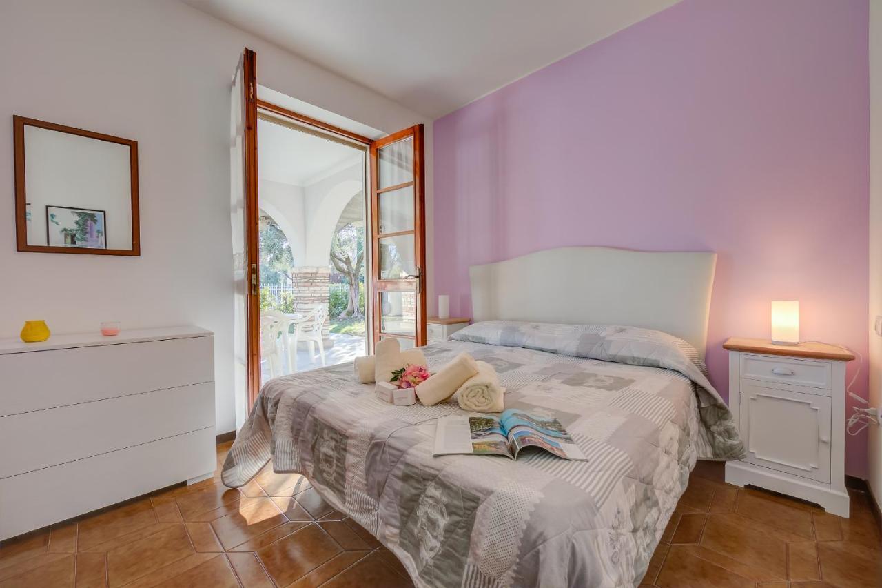 Villa Fiorita Apartments - Happy Rentals Sirmione Zewnętrze zdjęcie